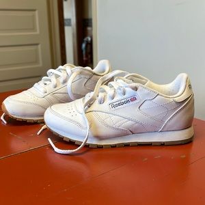 Reebok Classic White/Gum Leather Kids 1.5 Trainers V69622 - Like New